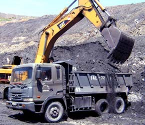 Coal exploitation in Quang Ninh Province (File photo)